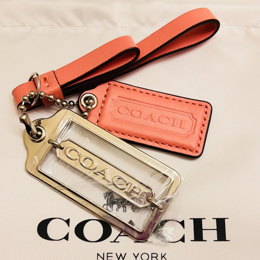 NWOT Coach Signature Tag Keychain/ Bag Charm/ Zipper Pull - Picture 5 of 9